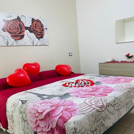 Sea Apartment Torre Lapillo Exterior photo